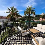Lägenhet Tassigny Stylish - 2 Bedroom Sleeps 5 Free Parking Cannes