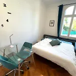 Tassigny Stylish - 2 Bedroom Sleeps 5 Free Parking Lägenhet Cannes
