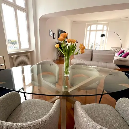 Tassigny Stylish - 2 Bedroom Sleeps 5 Free Parking * Cannes