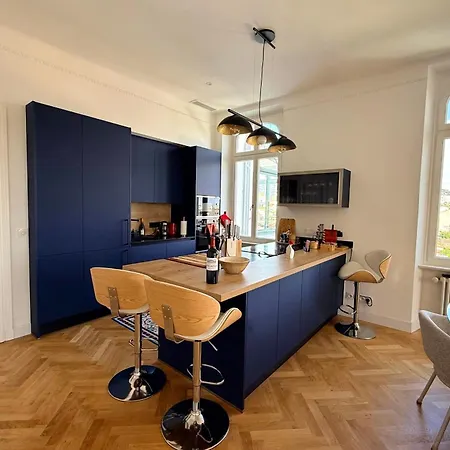 Tassigny Stylish - 2 Bedroom Sleeps 5 Free Parking Appartement Cannes