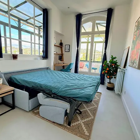 Appartement Tassigny Stylish - 2 Bedroom Sleeps 5 Free Parking