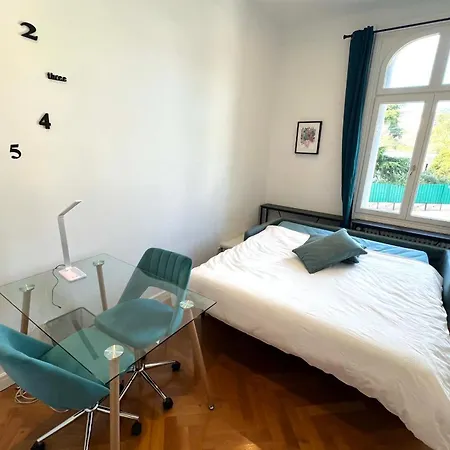 Tassigny Stylish - 2 Bedroom Sleeps 5 Free Parking Appartement Cannes